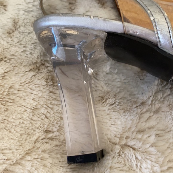 HILLARD & HANSON SLIP ON HIGH HEELS - Picture 7 of 8